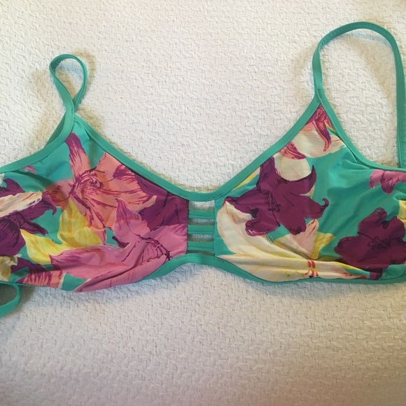 Seafolly full bloom swim top - Picture 3 of 6